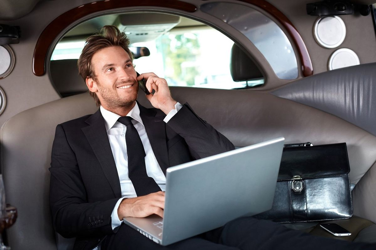 LaGuardia Airport Limo Service: Tips for Travelers from Connecticut