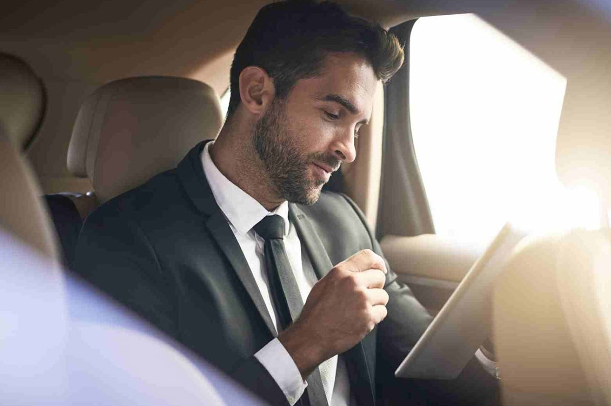 JFK, LGA & EWR: Choosing the Best Airport Car Service in NYC
